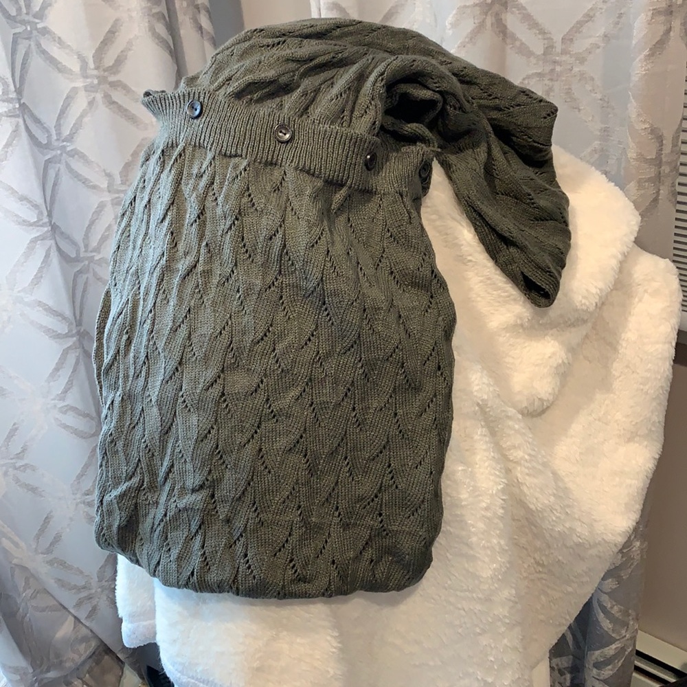 EUC: Knit Infinity Scarf - Picture 2 of 4